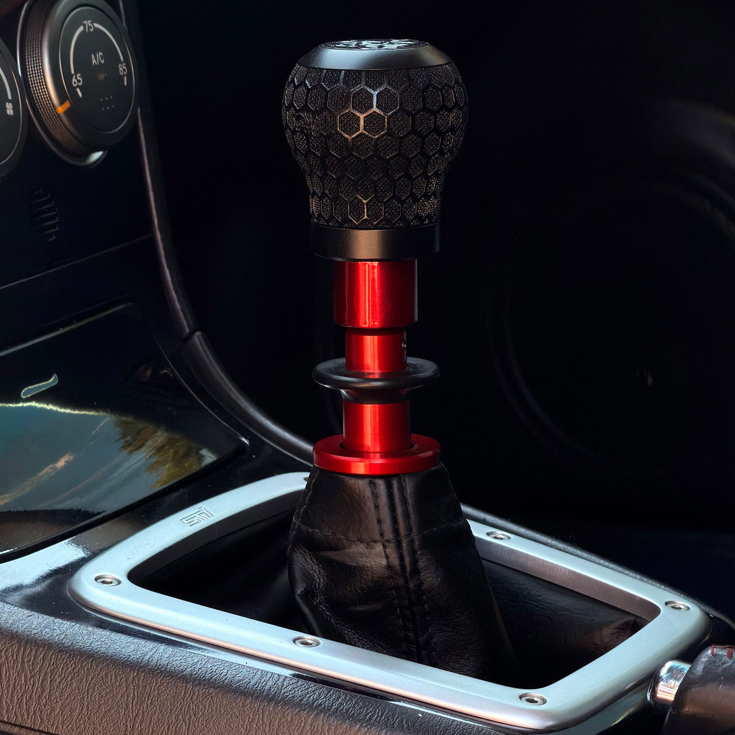 BAMBOO 2024.6〜2025.1 Black Hex | Engraved Bamboo Ball Shift Knob | BAM SHIFTS